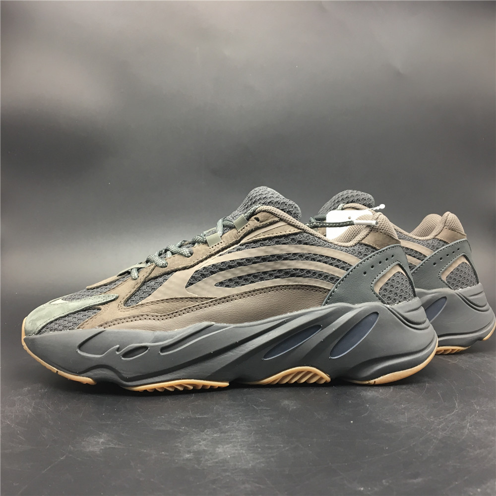 adidas Yeezy Boost 700 V2Geode