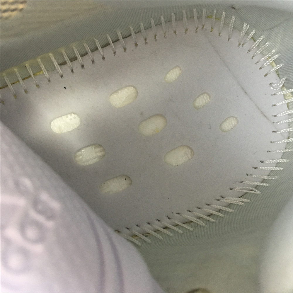 adidas Yeezy Boost 380Alien