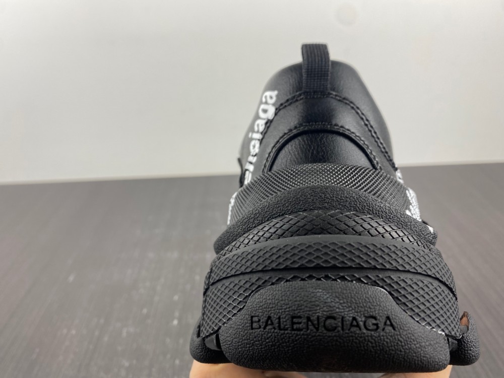 BALENCIAGA 536737 W2FAB1090