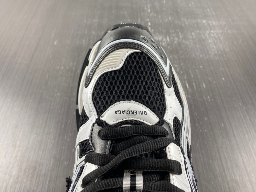 BALENCIAGA -Runner