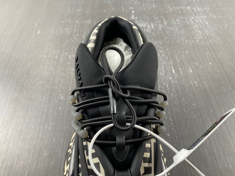 BALMAIN unicorn from lucus