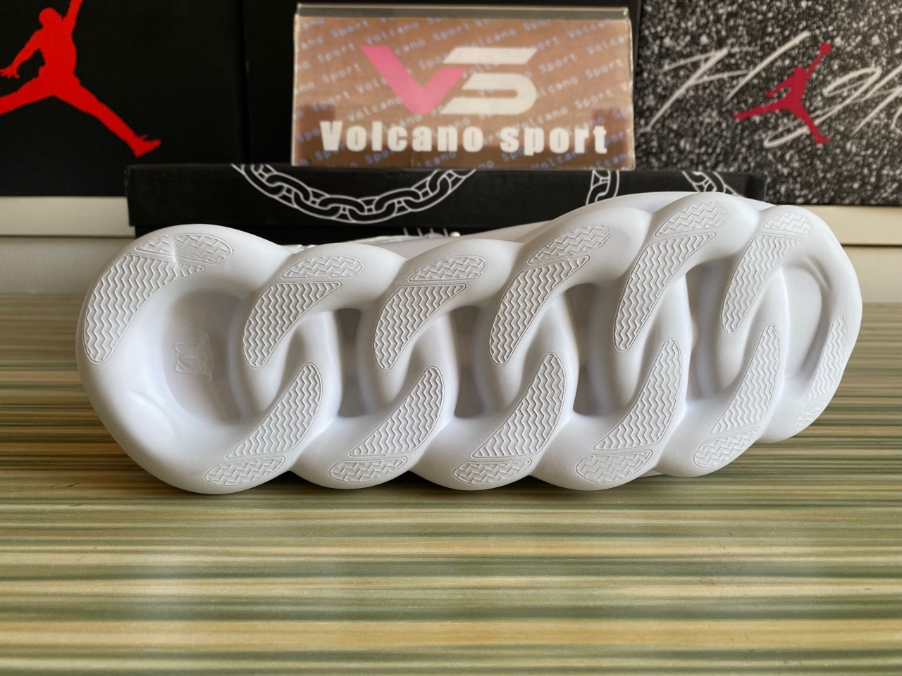 Versace chain reaction sneakers optic white