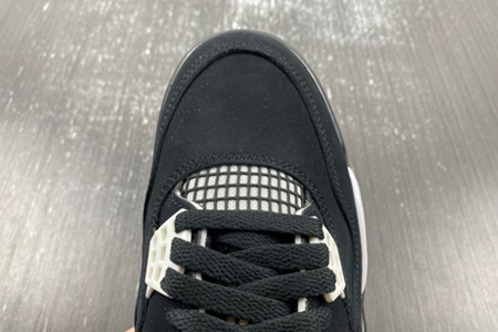 Nike AIR JORDAN 4 RETRO 'WHITE THUNDER' FQ8138-001