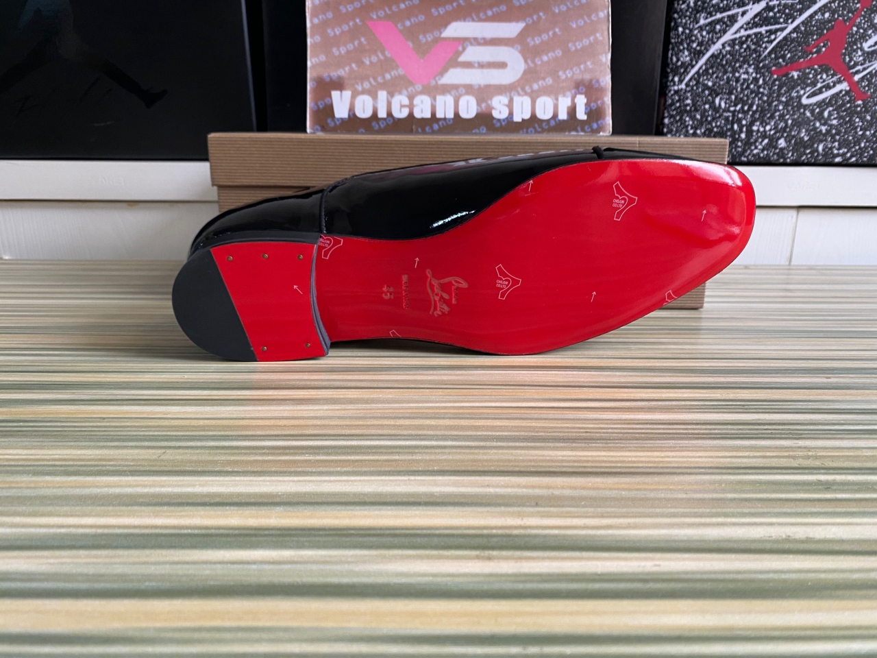 Christian Louboutin Greggy Chick Patent Leather Oxford Shoes