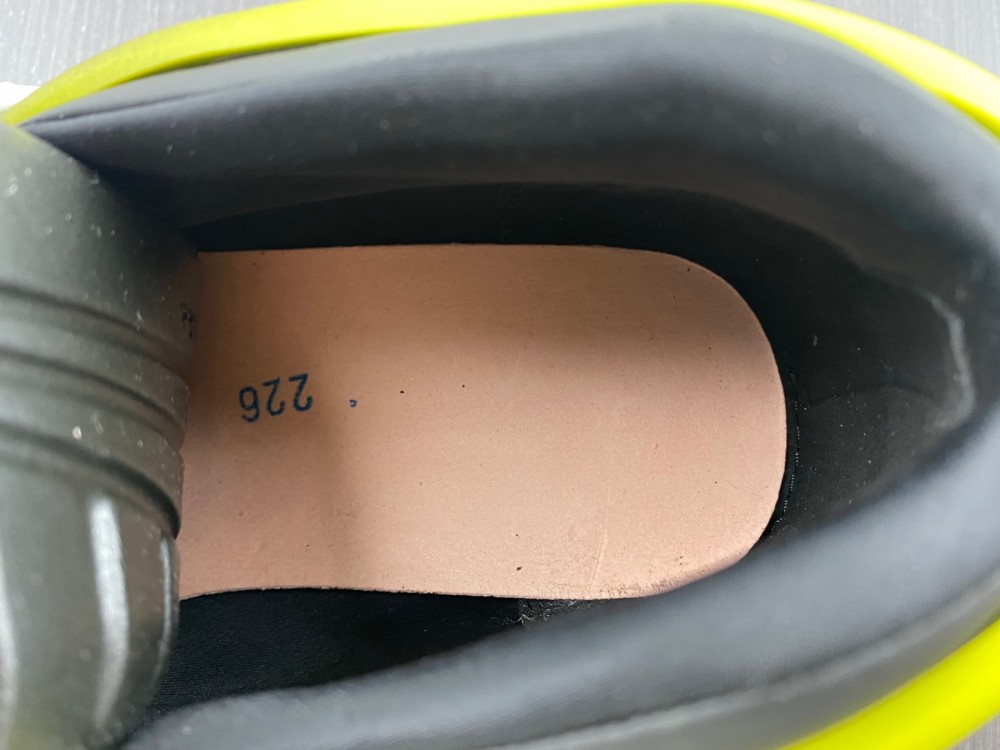 Balmain o1srvl11e0524 Unicorn Sneakers in Black Yellow