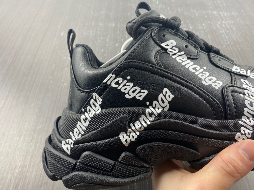 BALENCIAGA  536737 W2FAB1090