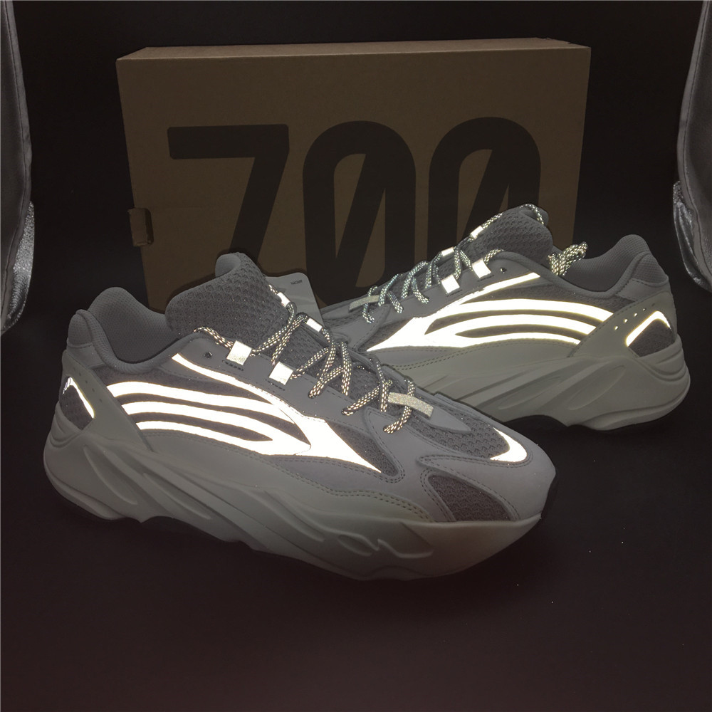 adidas Yeezy Boost 700 V2Static