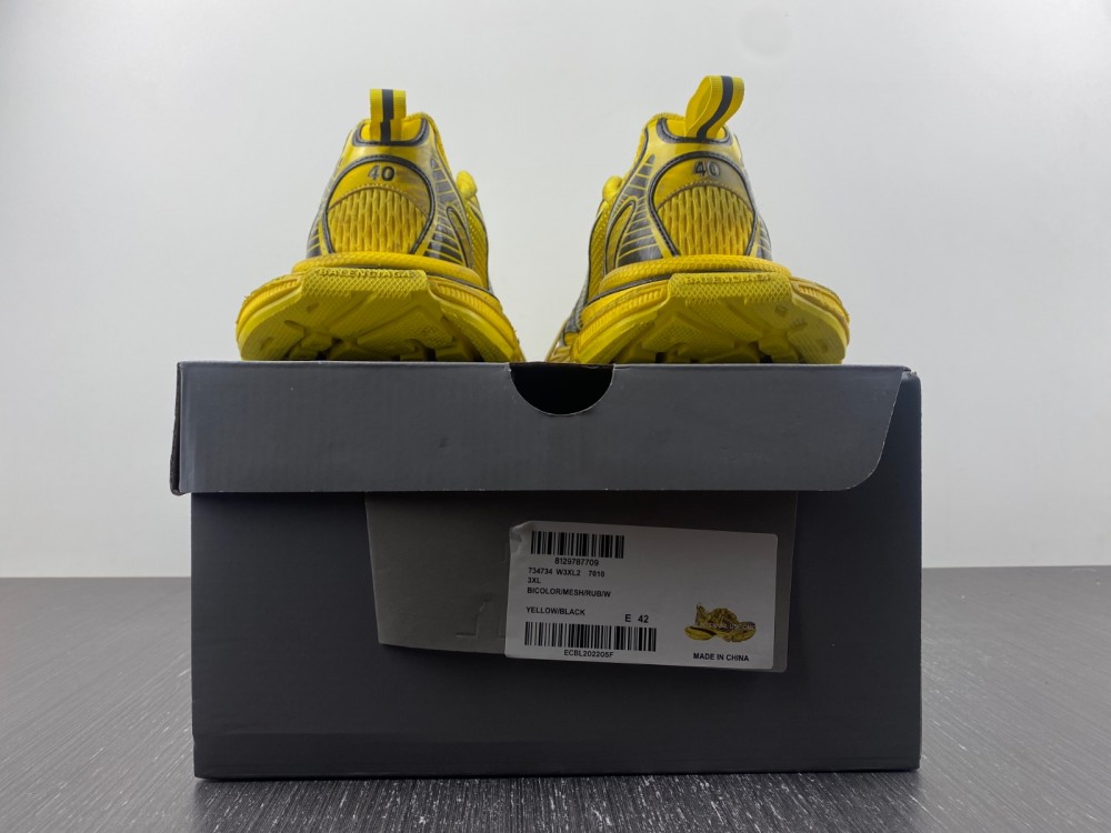Balenciaga 3xl Sneakers in Yellow for Men