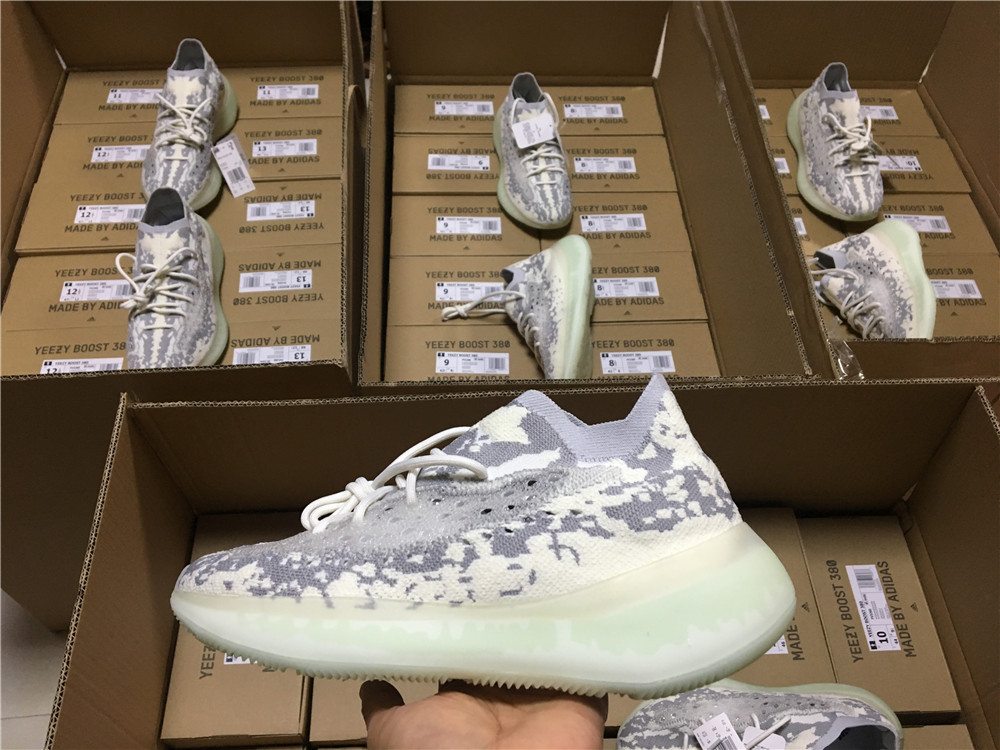 adidas Yeezy Boost 380Alien