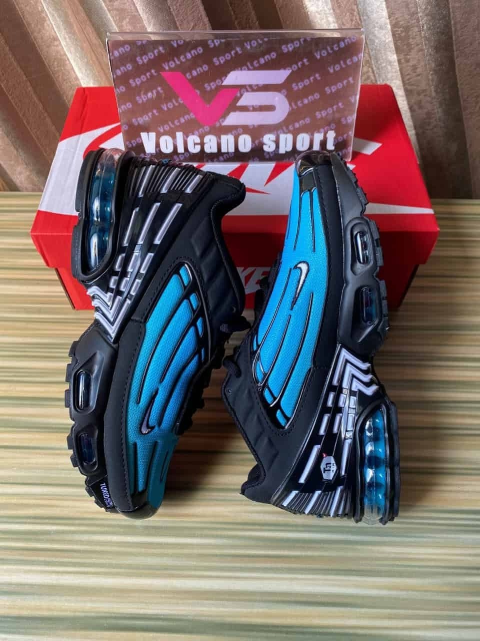 Nike Air Max Plus 3 Aqua Gradient FQ2417-001