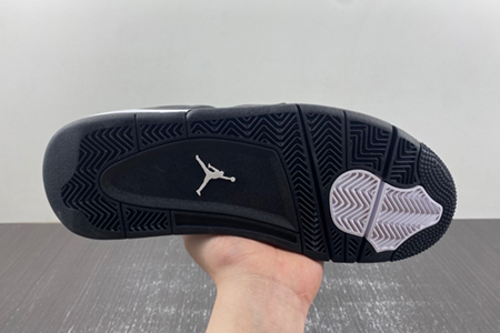 Nike AIR JORDAN 4 RETRO 'WHITE THUNDER' FQ8138-001