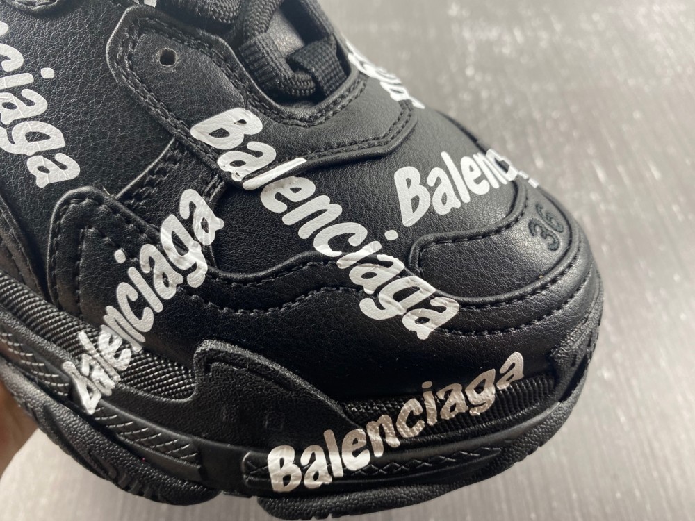 BALENCIAGA  536737 W2FAB1090