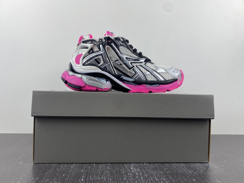 BALENCIAGA -Runner 677402 W3RBW 9155