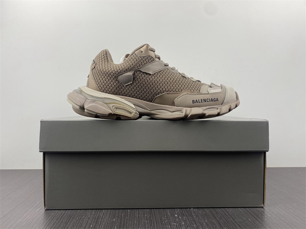 Track.3 Sneakers - Balenciaga - Beige Mix