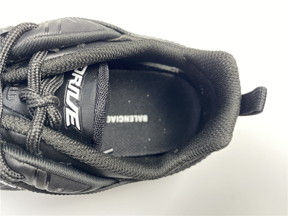 (WMNS) Balenciaga Drive Sneaker 'Triple Black' 624344W2FN11000