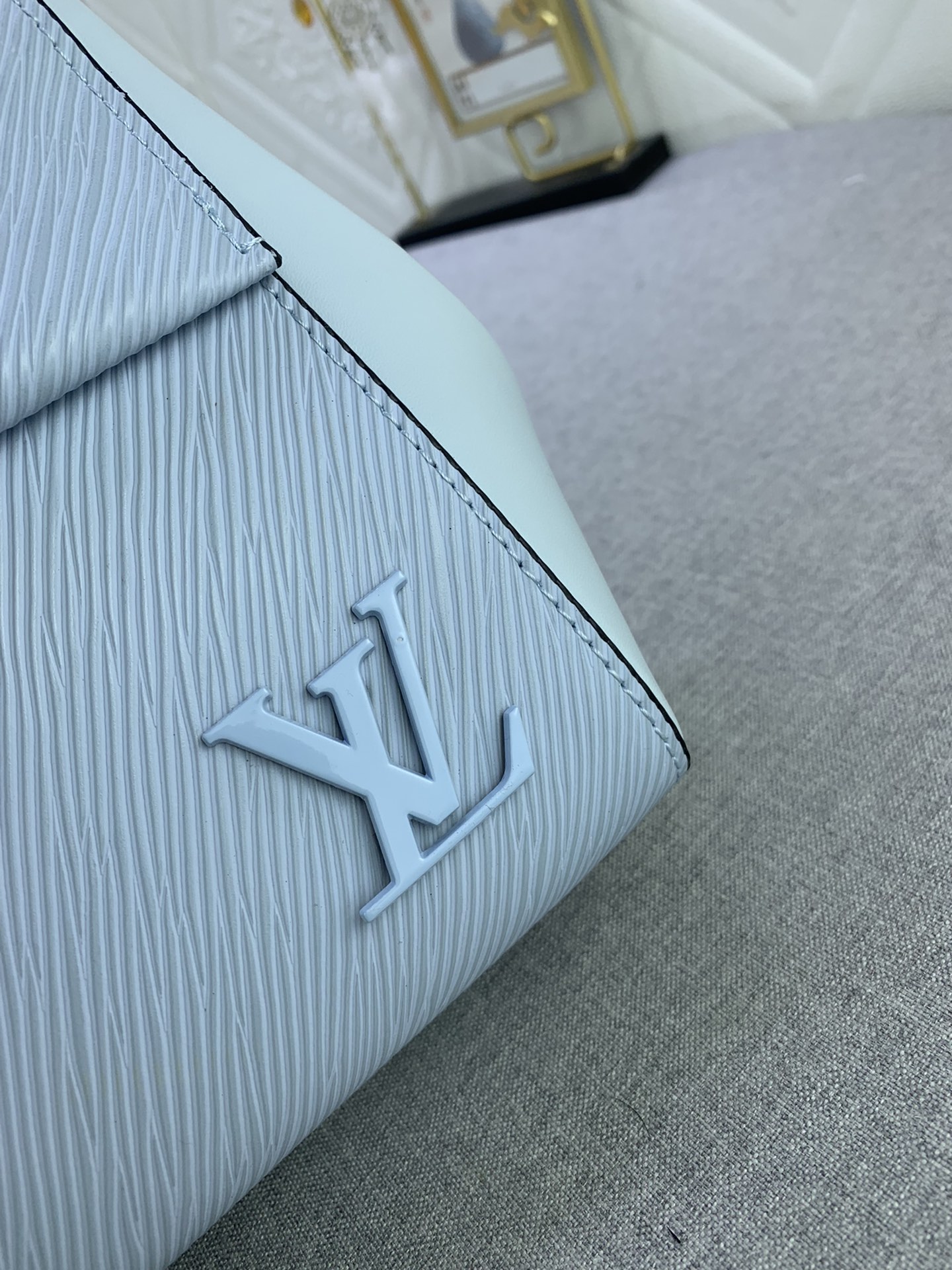 Louis Vuitton Cluny M58931 (2)