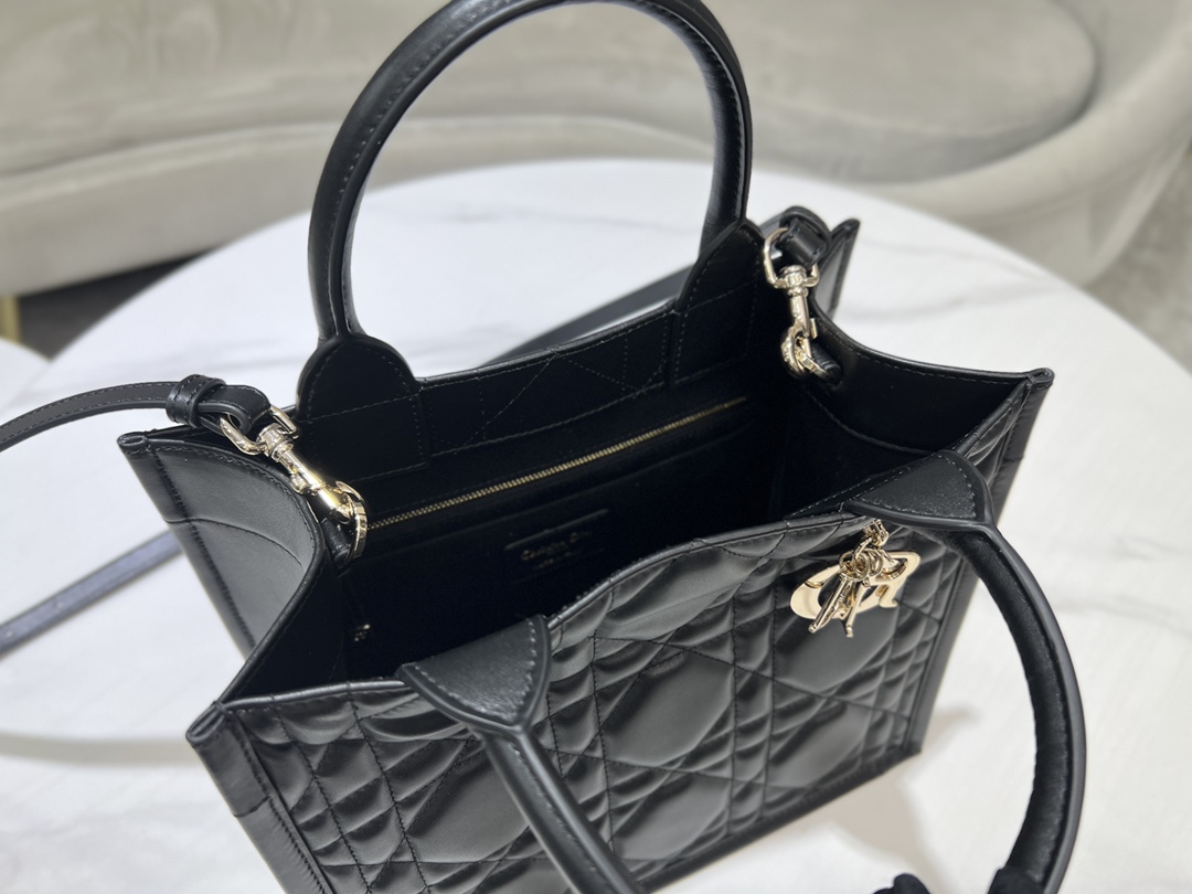 Dior Tote 9215 (2) 26cm