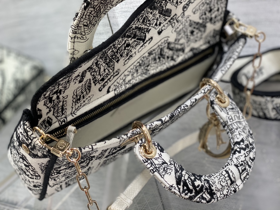 Dior 9250 26*13.5*5cm