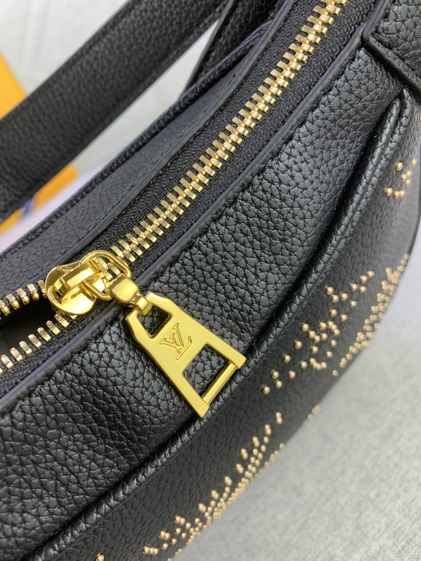 Louis Vuitton Bagatelle M46735 24.0 x 18.0 x 7.0cm
