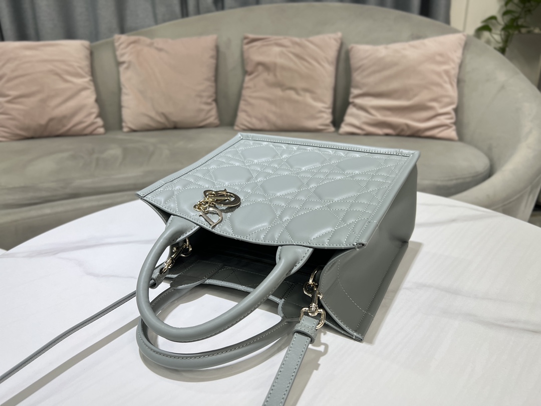 Dior Tote 9215 26cm