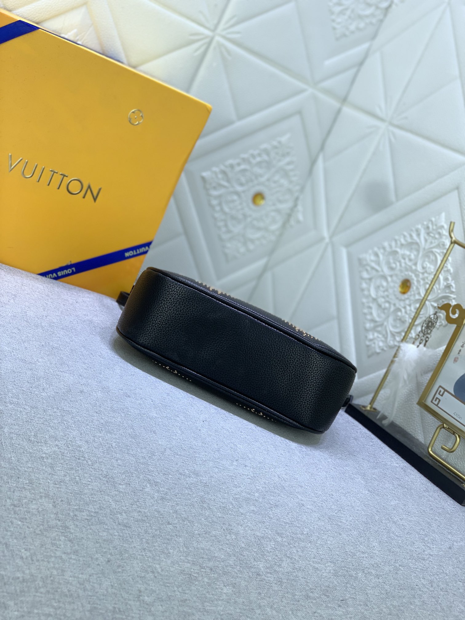 Louis Vuitton Bagatelle M46735 24.0 x 18.0 x 7.0cm