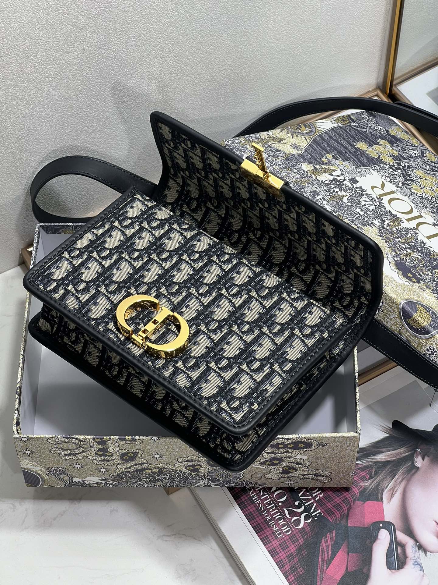 Dior 30 Montaigne 3348 21cm