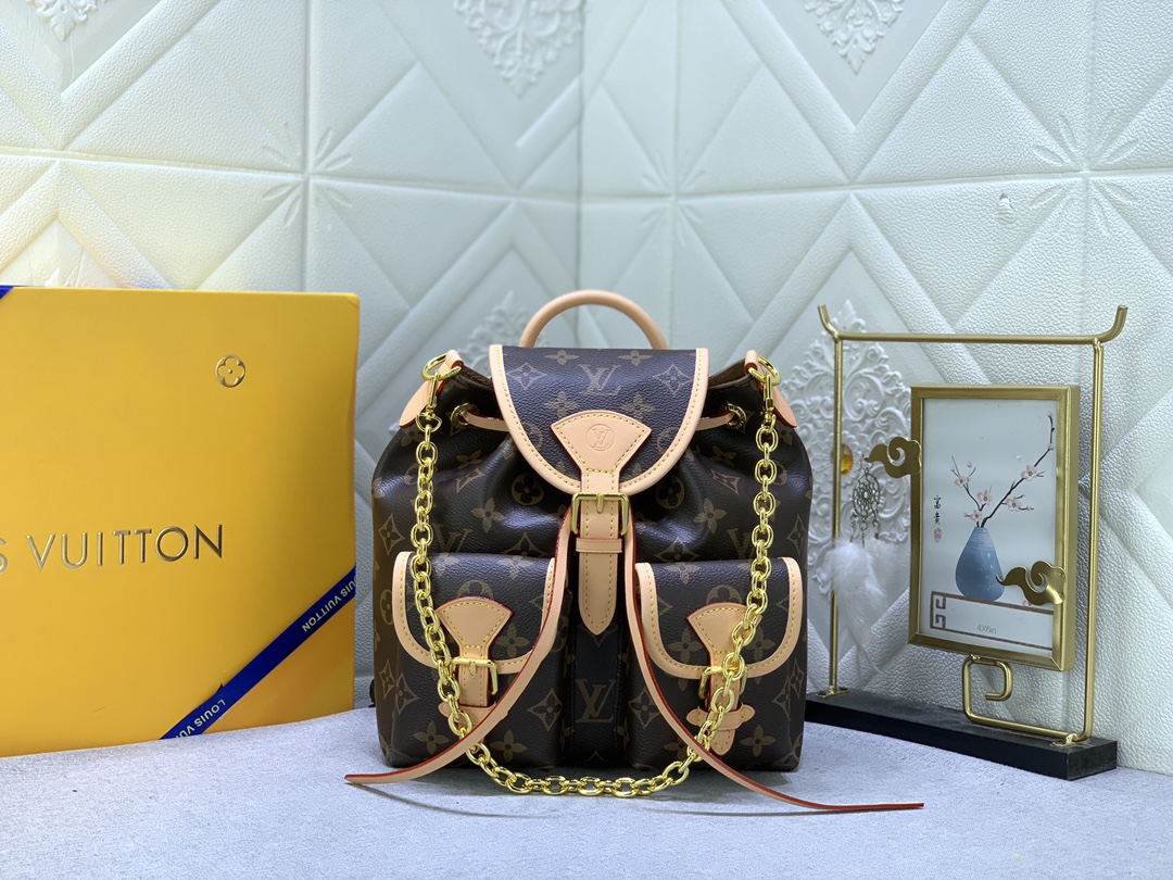 Louis Vuitton Excursion M46932 21.0 x 23.0 x 10.0cm
