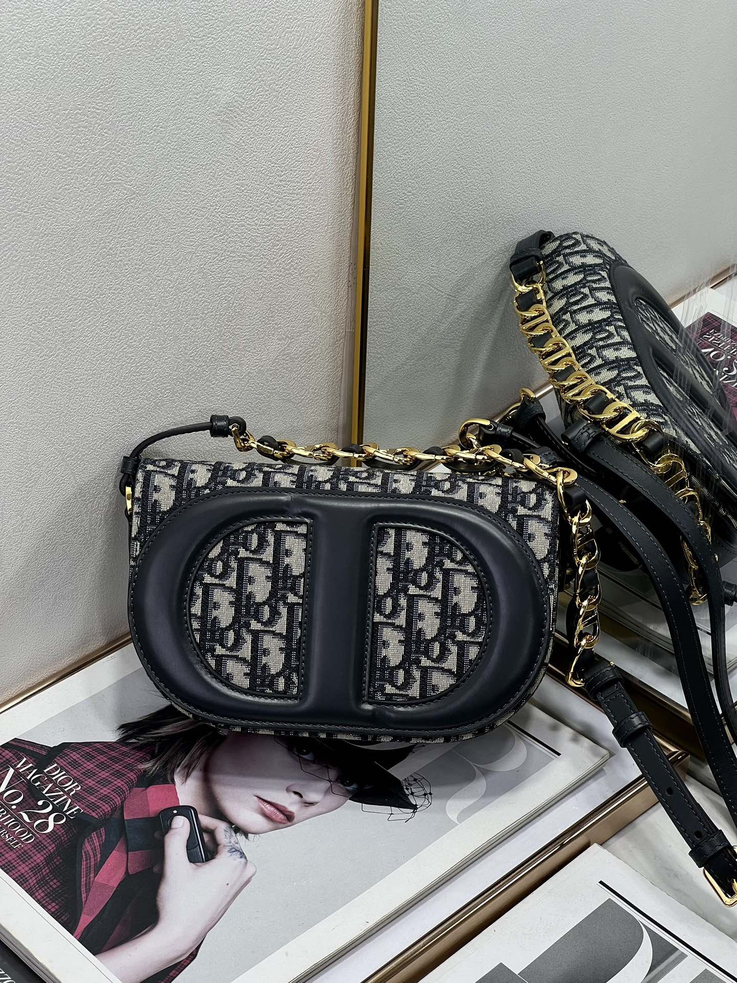 Dior CD Signature 9233 21x6x12cm