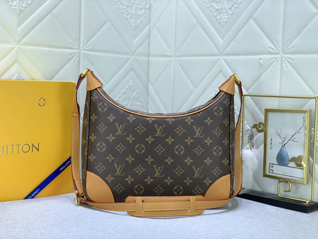Louis Vuitton Monogram M51260