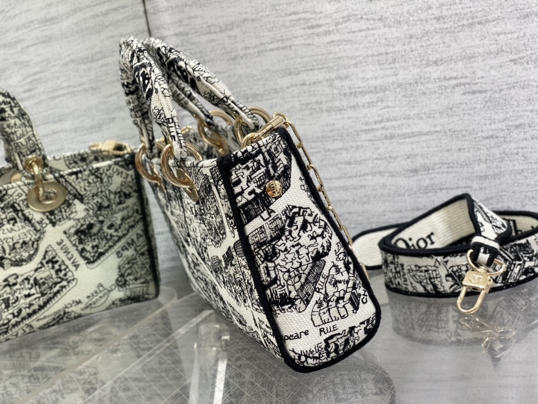 Dior 9250 26*13.5*5cm