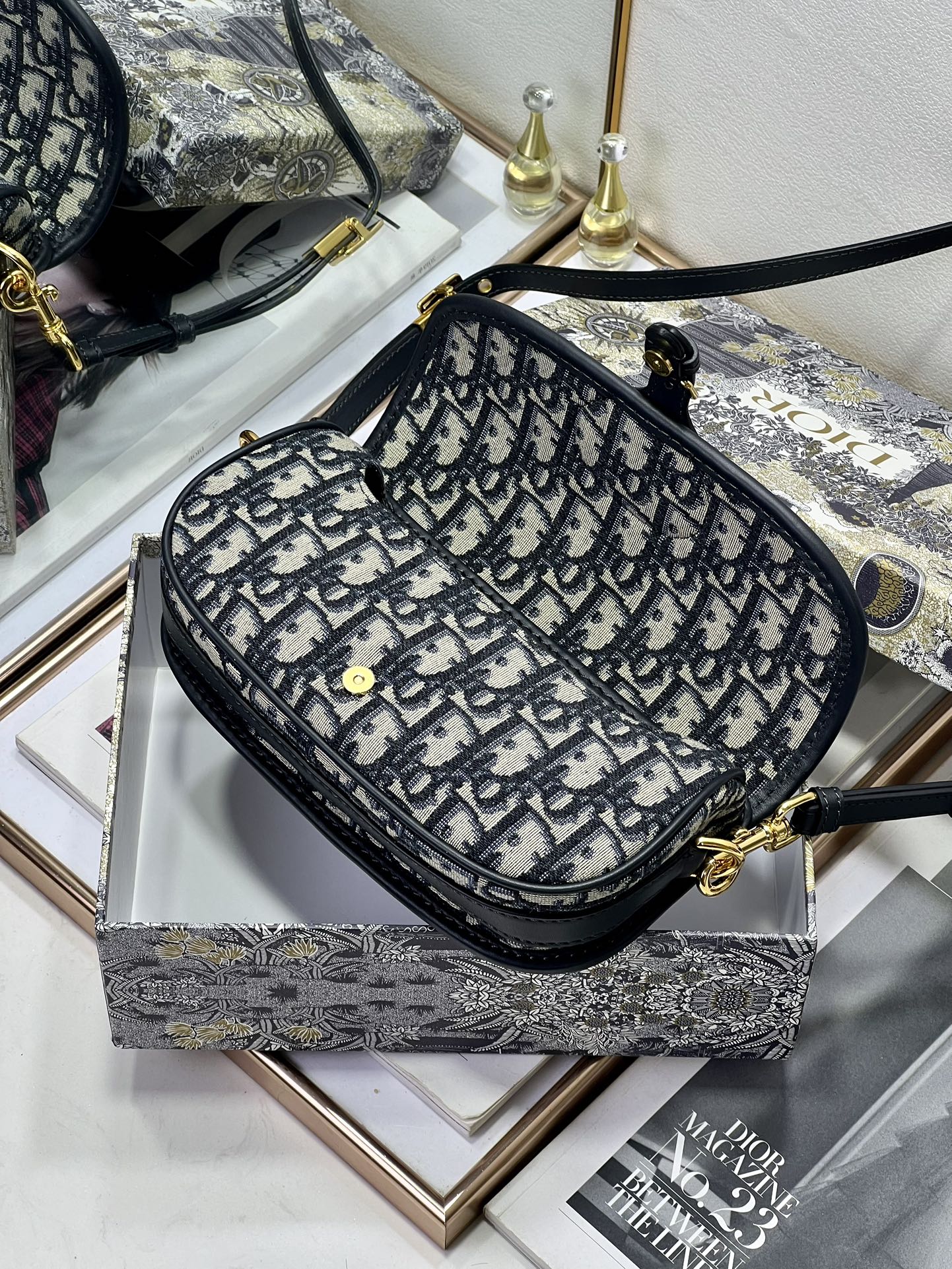 DI0R Bobby 9327 22x13x5cm