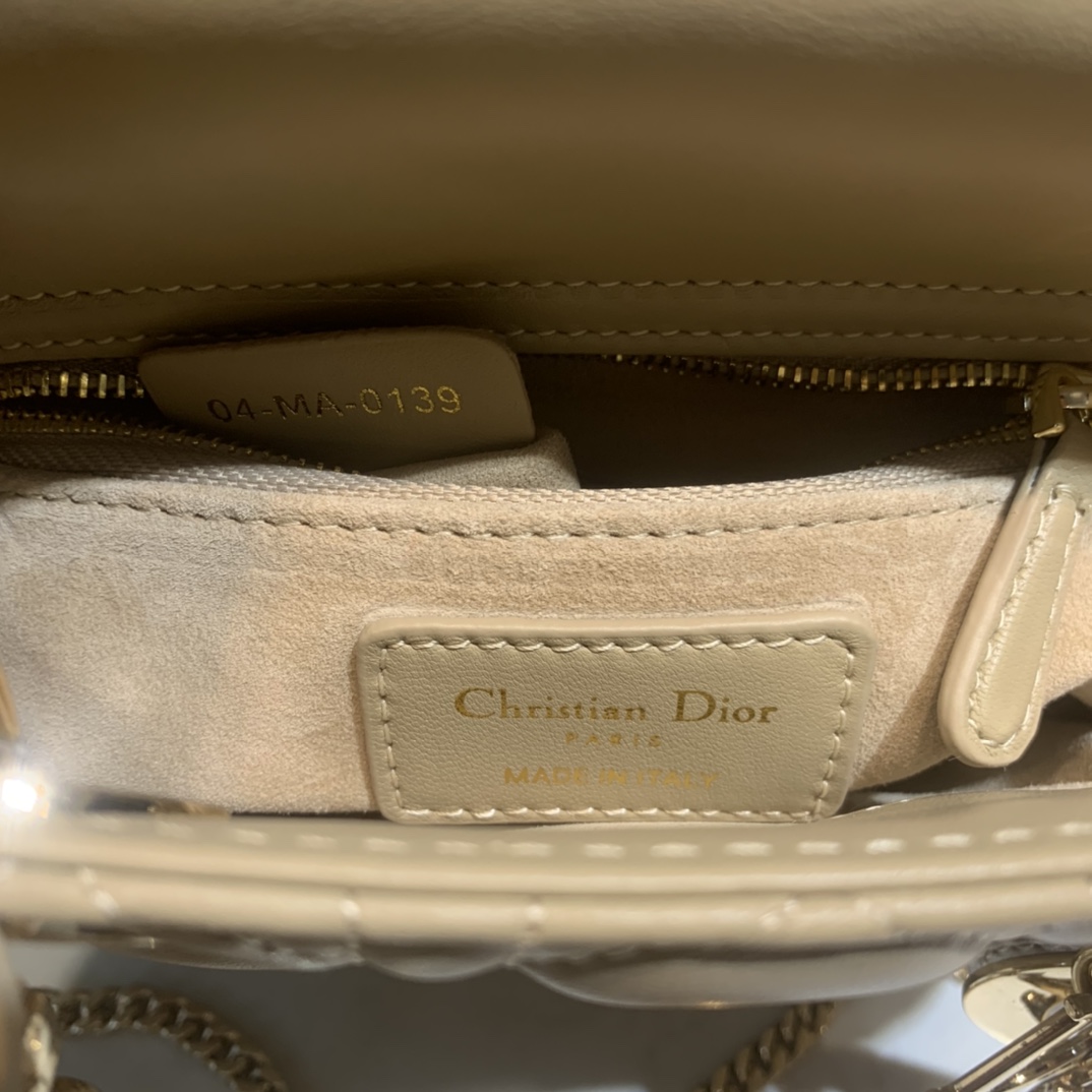 Dior Lady My ABC M0505 (3)