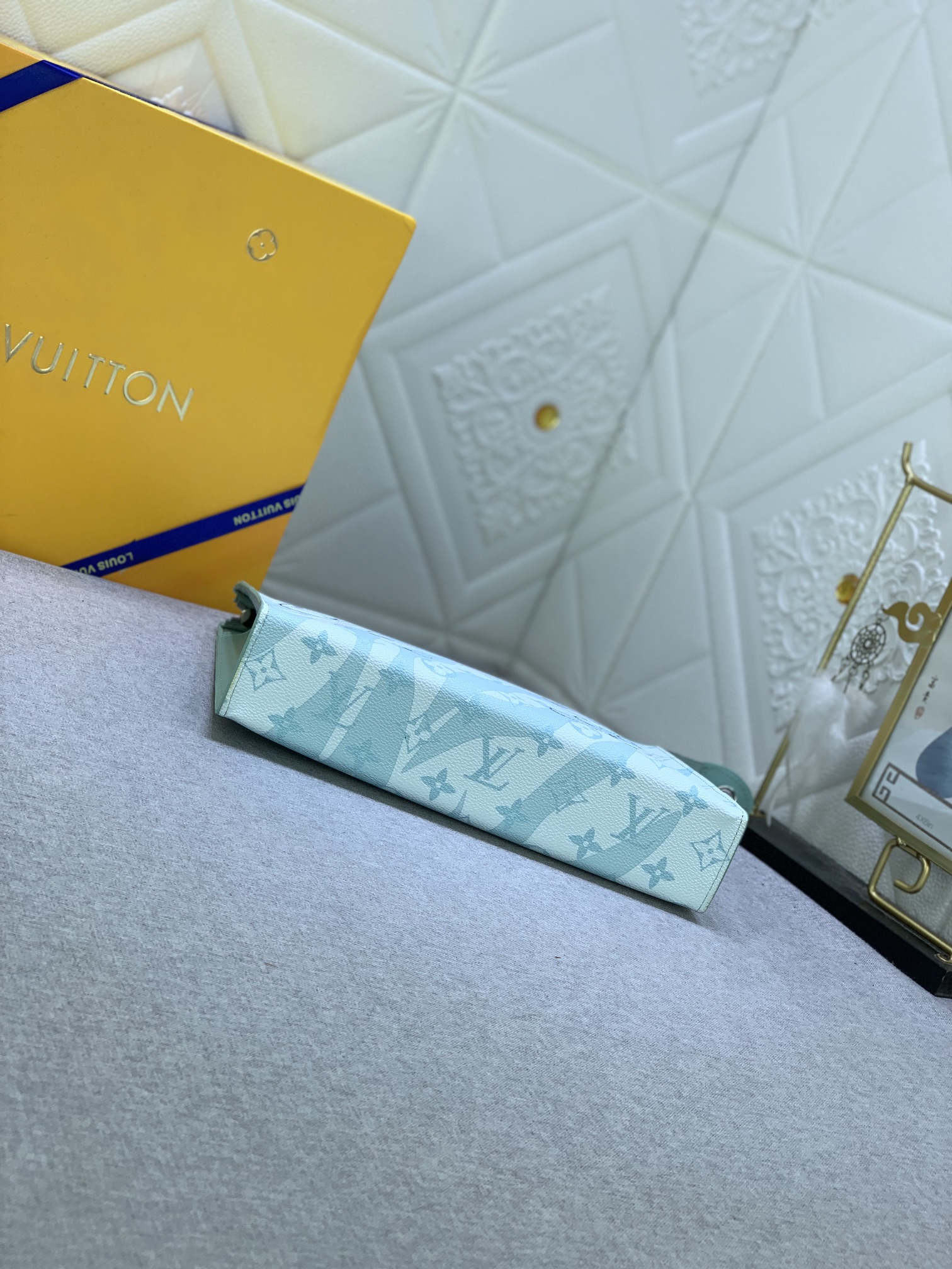 Louis Vuitton Pochette Voyage DnsNh M61692 (8) 27 x 21 x 6cm