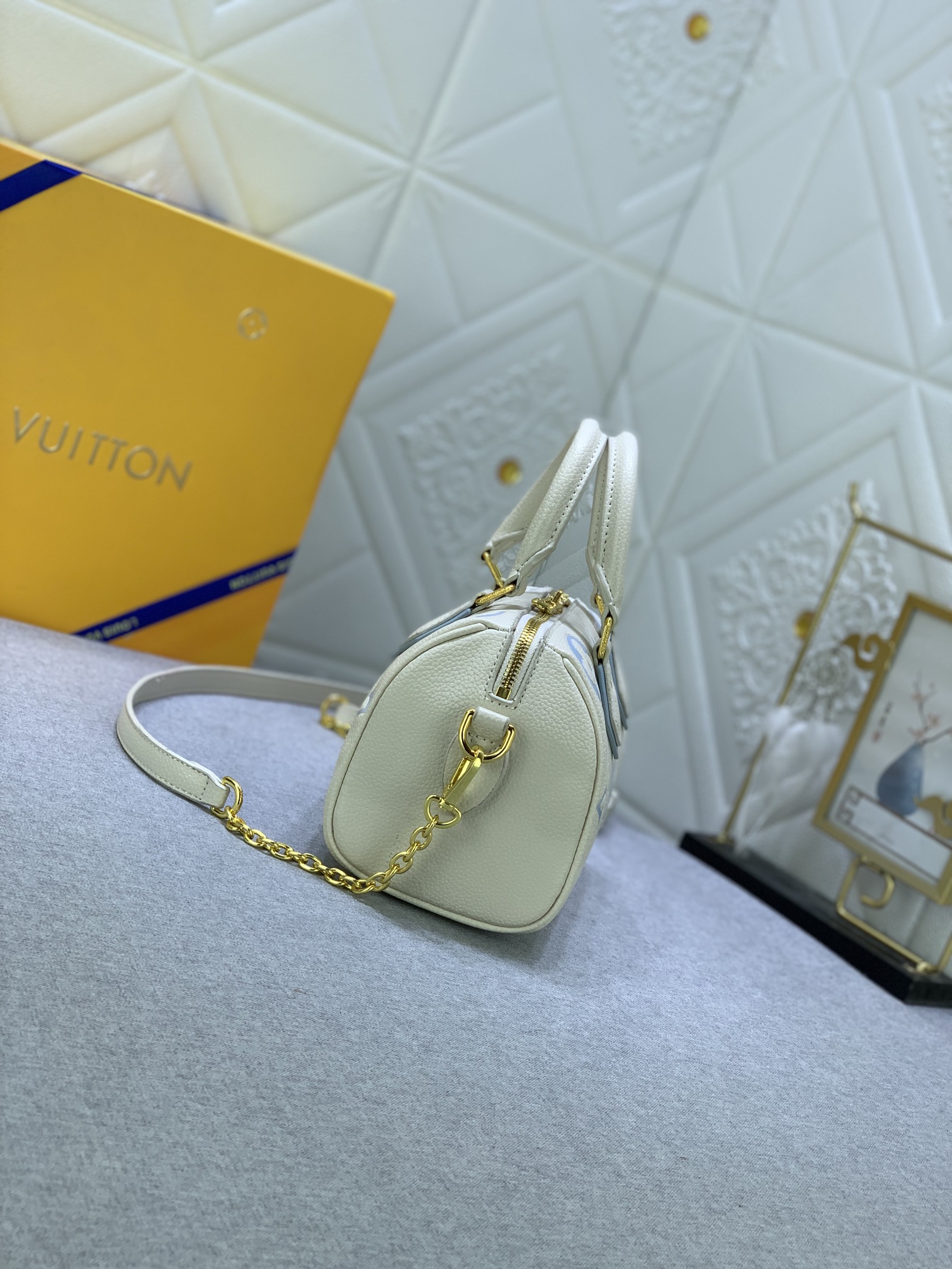 Louis Vuitton Speedy Bandoulière 20 M58953 20.5 x 13.5 x 12.0 cm