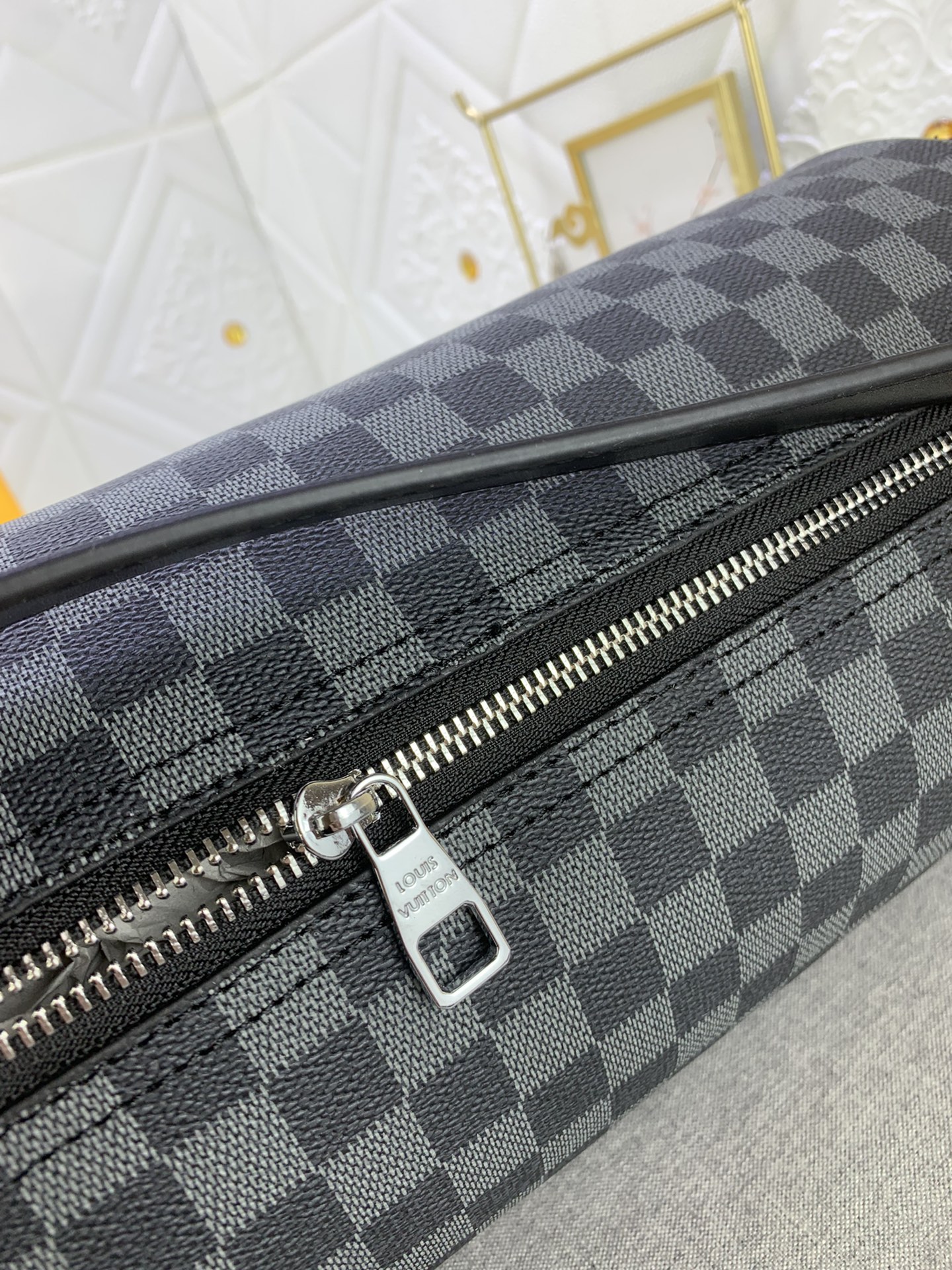 Louis Vuitton Soft Polochon M46691 (2)