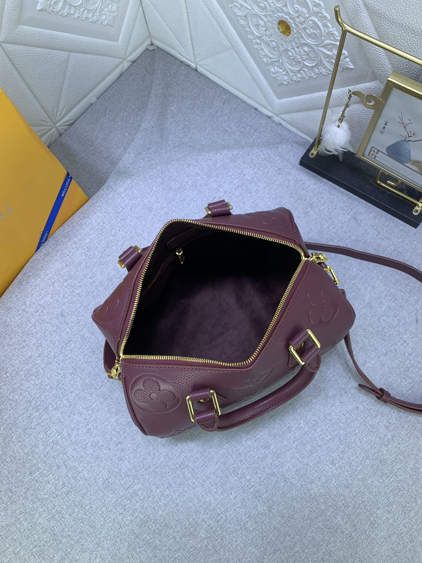 Louis Vuitton Speedy Bandoulière M59273 25.0 x 19.0 x 15.0cm