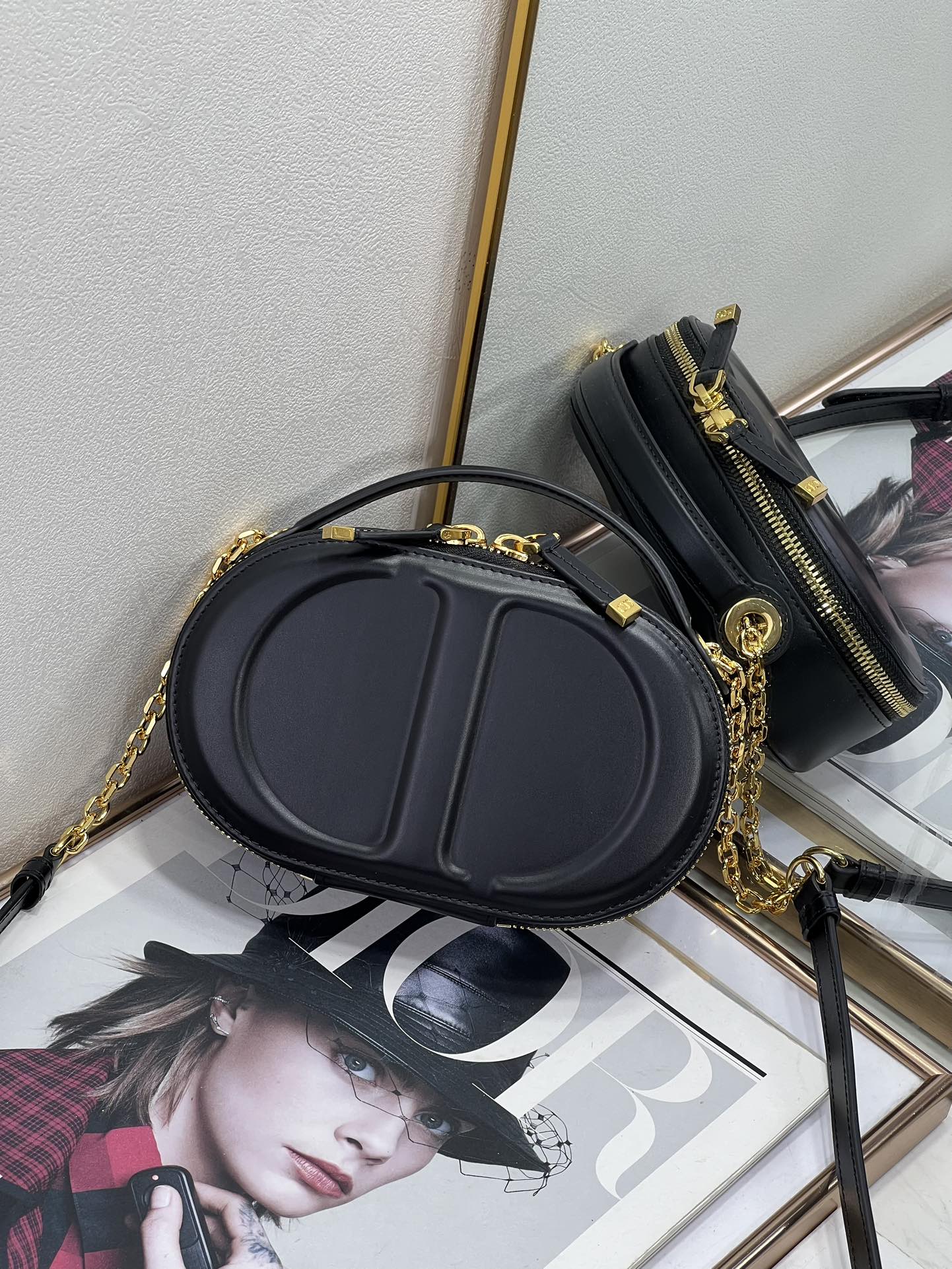 Dior CD Signature 18x11x6.5cm