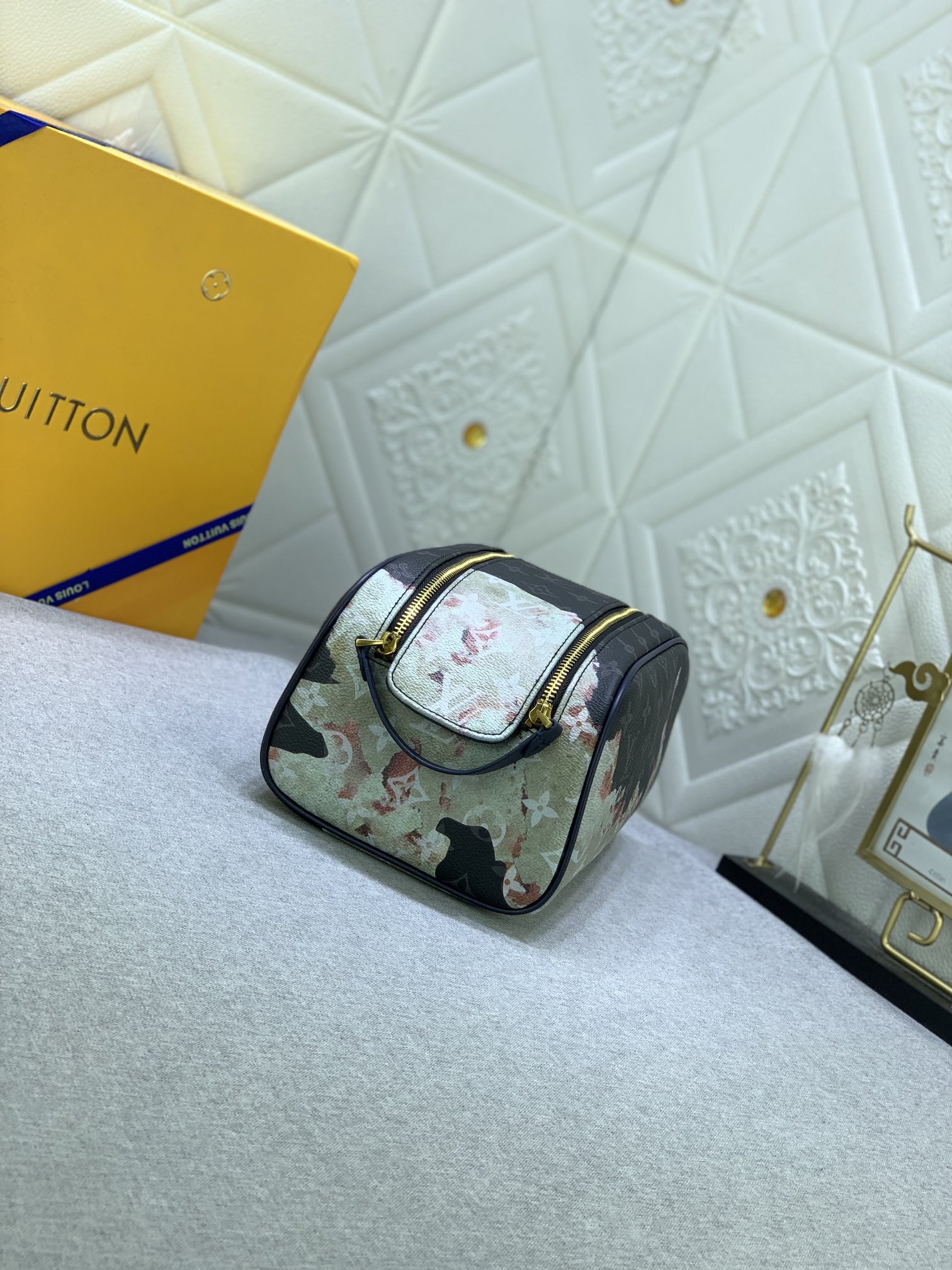 Louis Vuitton Monogram Macassar M47528 28x15x16.5cm