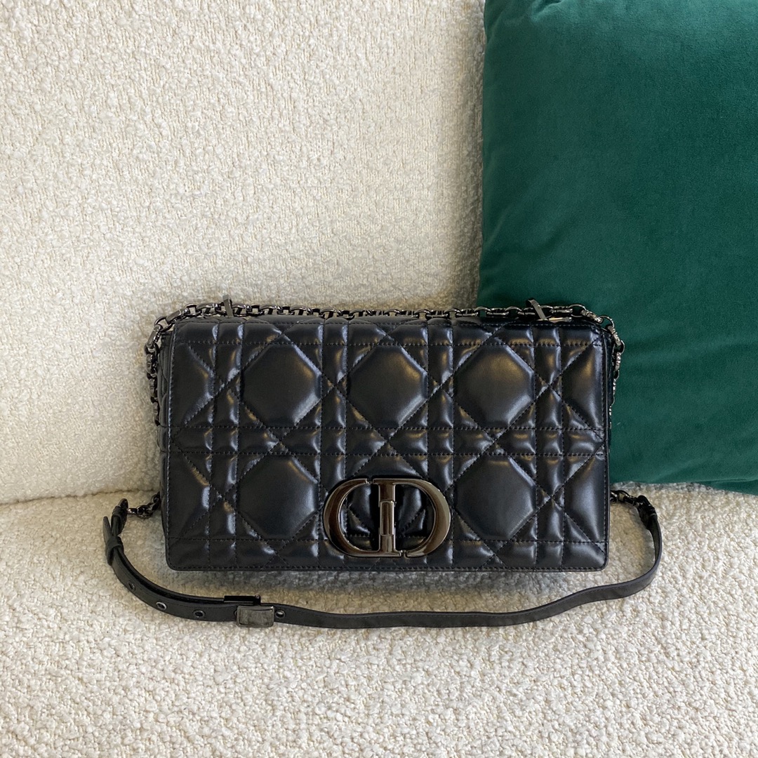 Dior Black