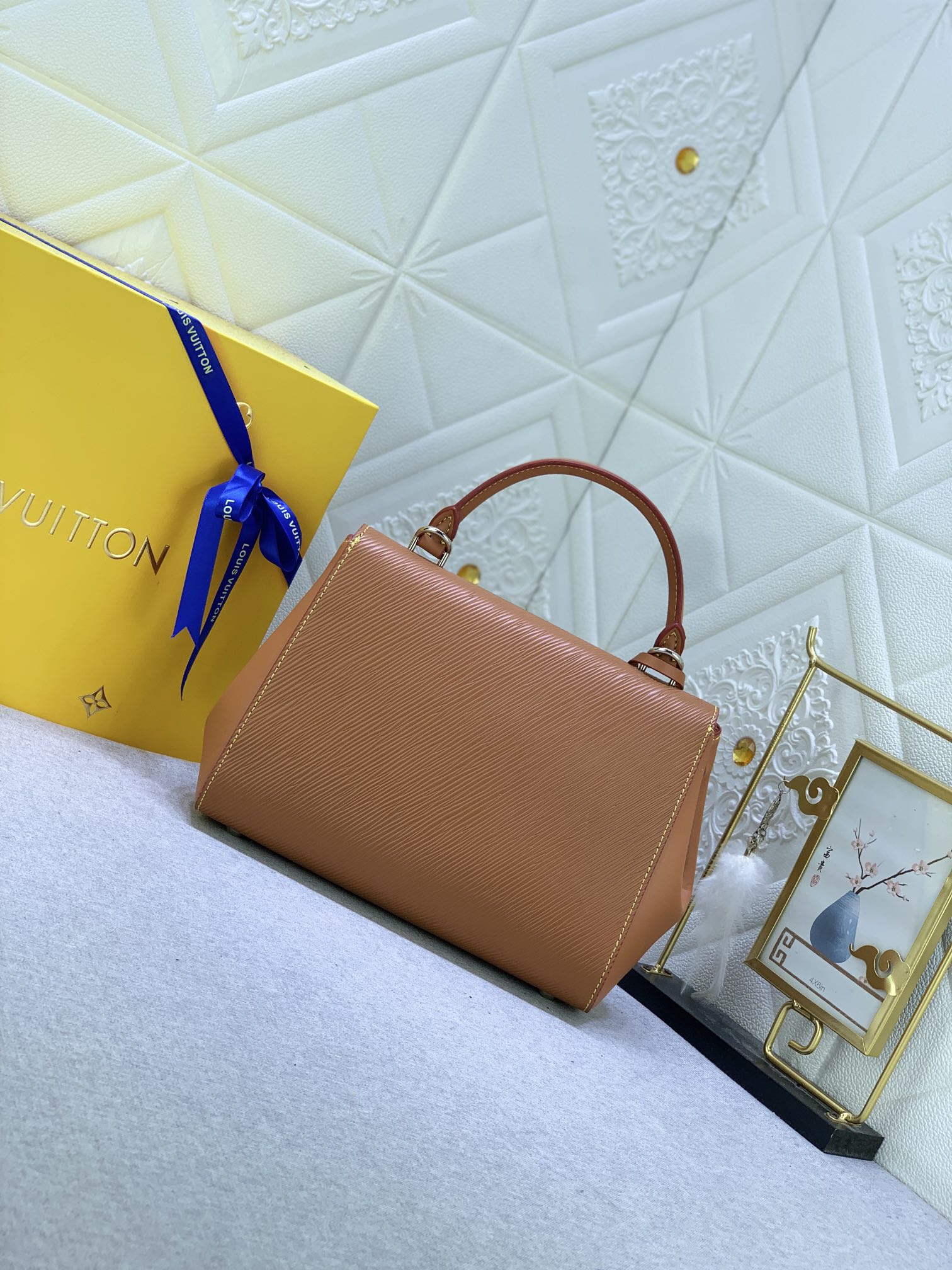Louis Vuitton Cluny M58931 (6)