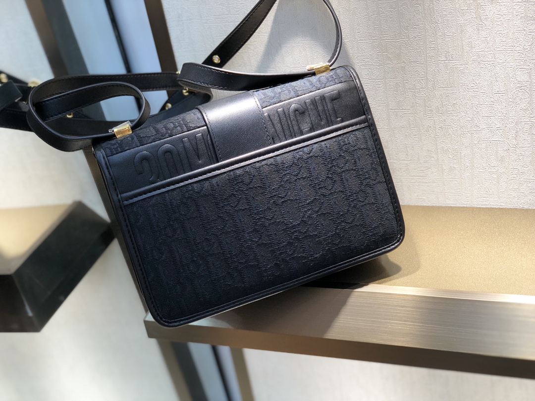 Dior 30 Montaigne 22425(3) 24*17*8cm