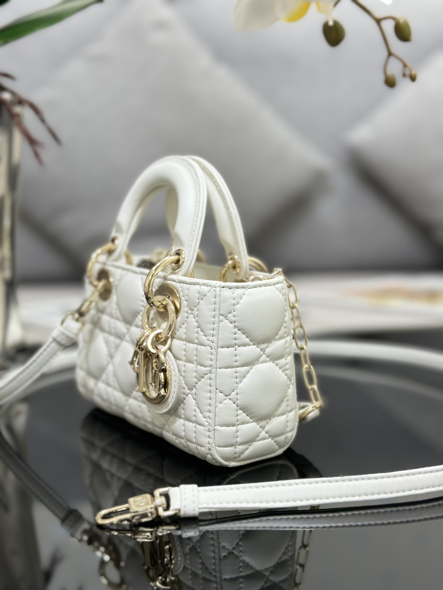 Dior Lady S0910 (2) 16 x 9 x 5 cm