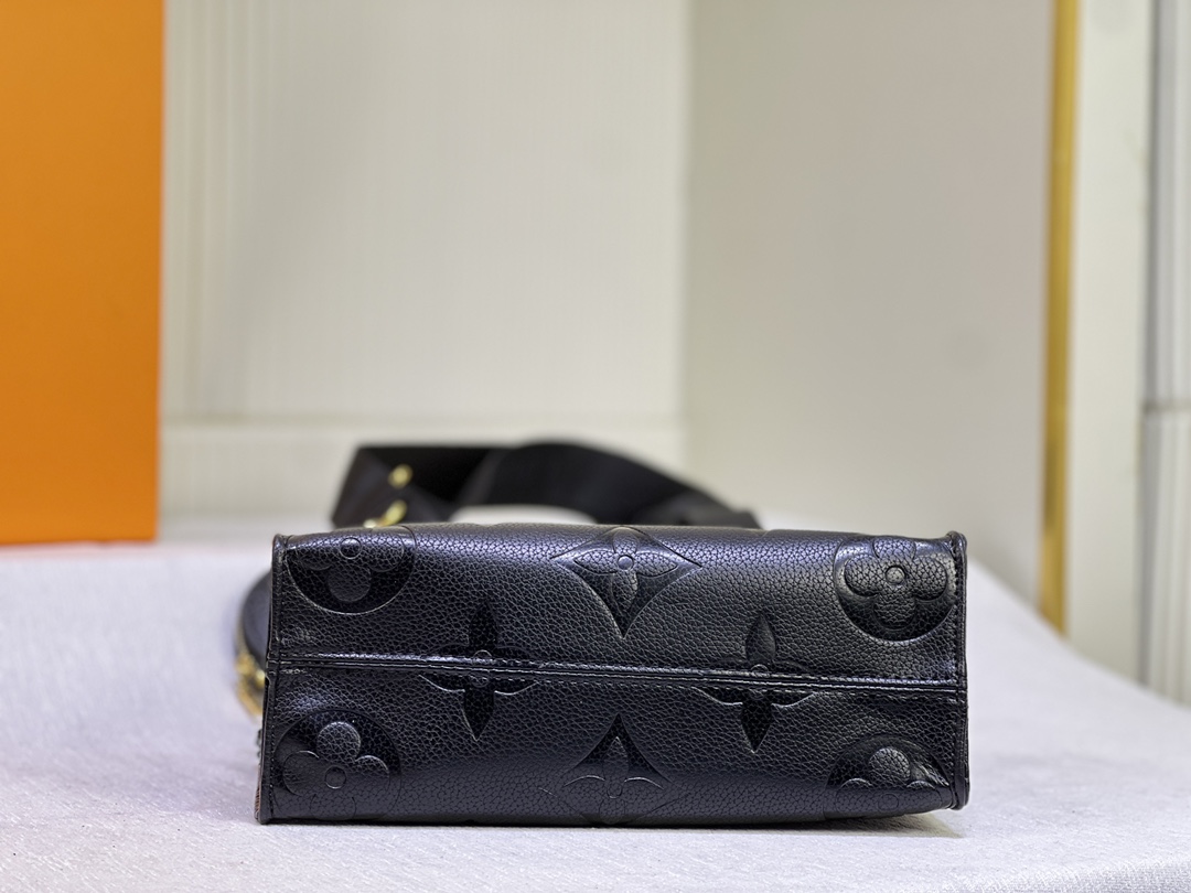 Louis Vuitton OnTheGo M46653 (2) 25x13x10cm