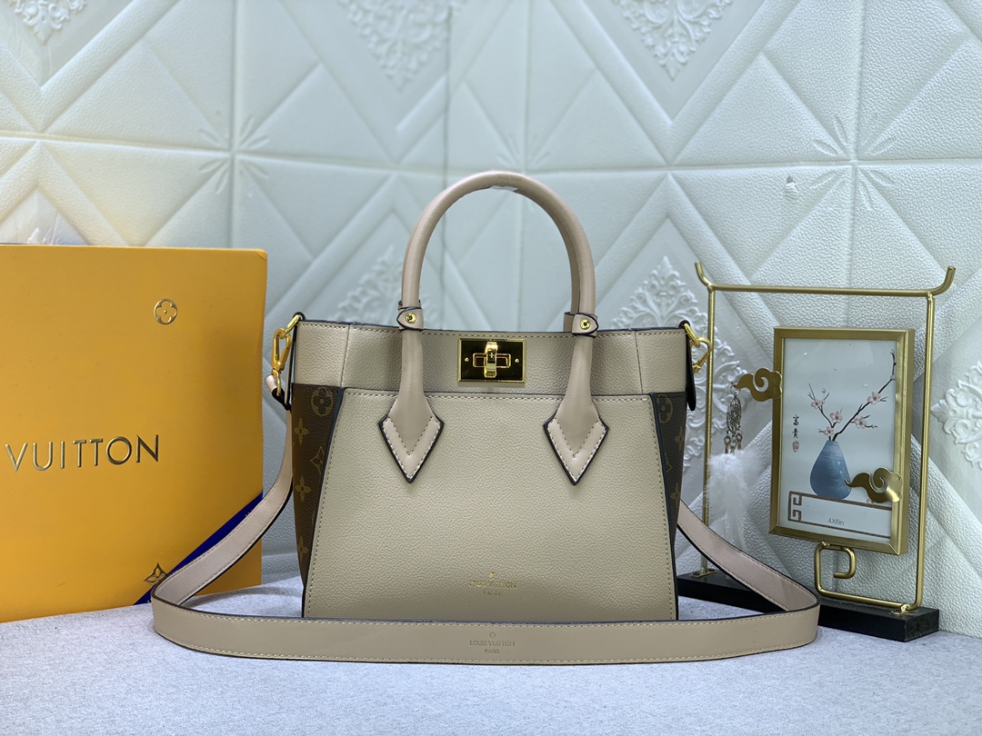 Louis Vuitton ON MY SIDE M57728 25 x 20 x 12 cm