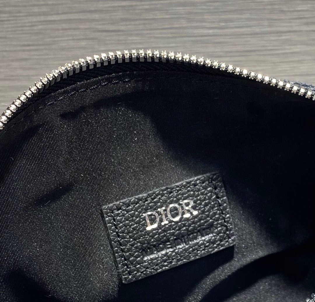 Dior Roller 23795 17x 11.5x 11.5cm