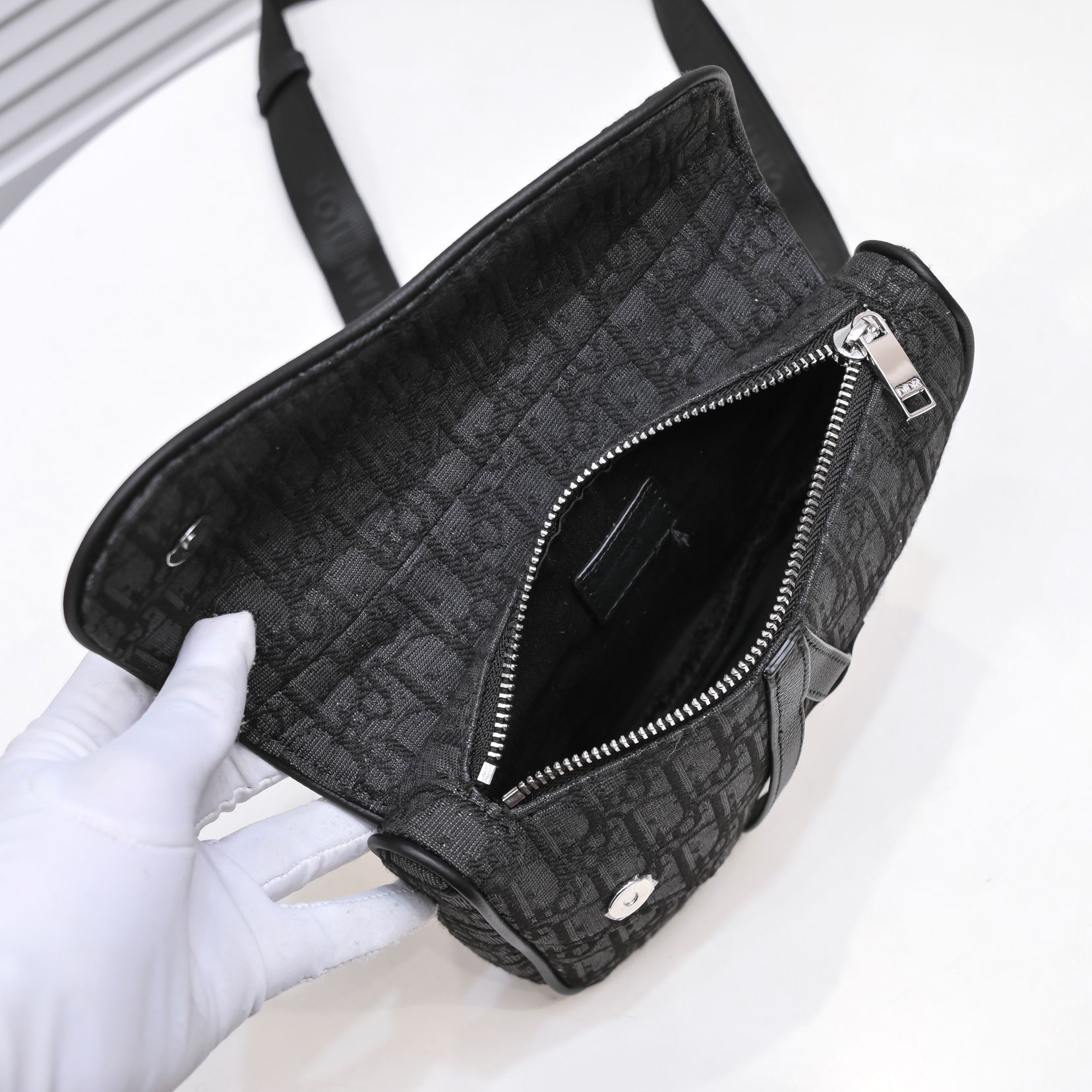 Dior Saddle 9915-2 21x16x3cm