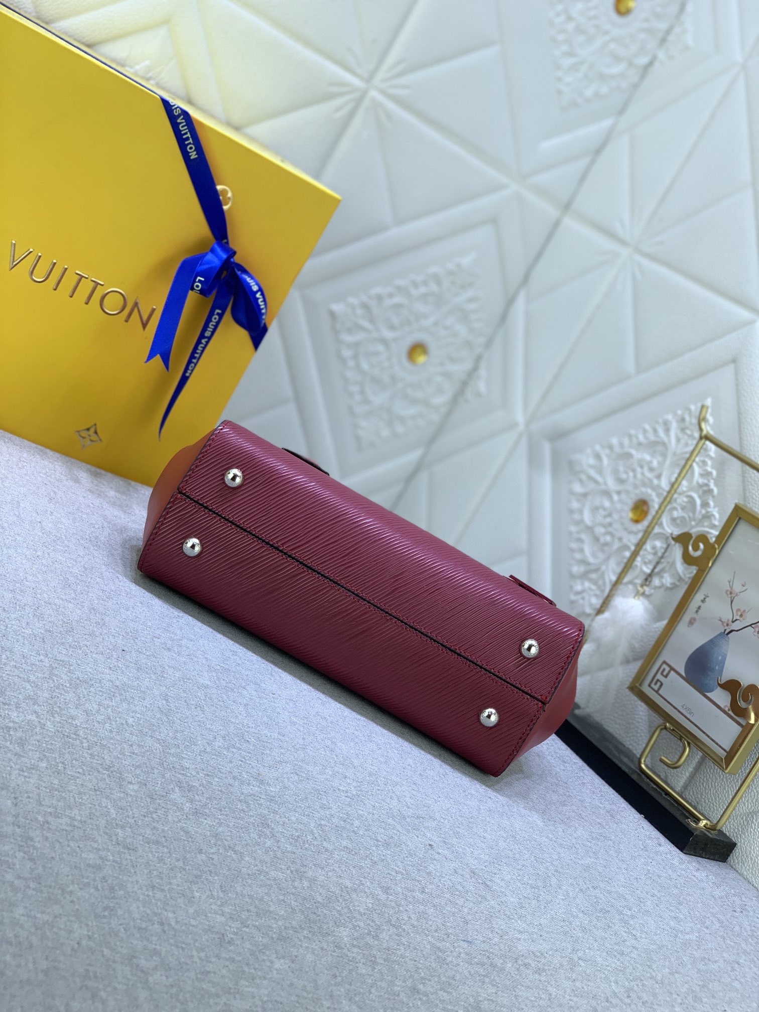 Louis Vuitton Cluny M58931 (4)