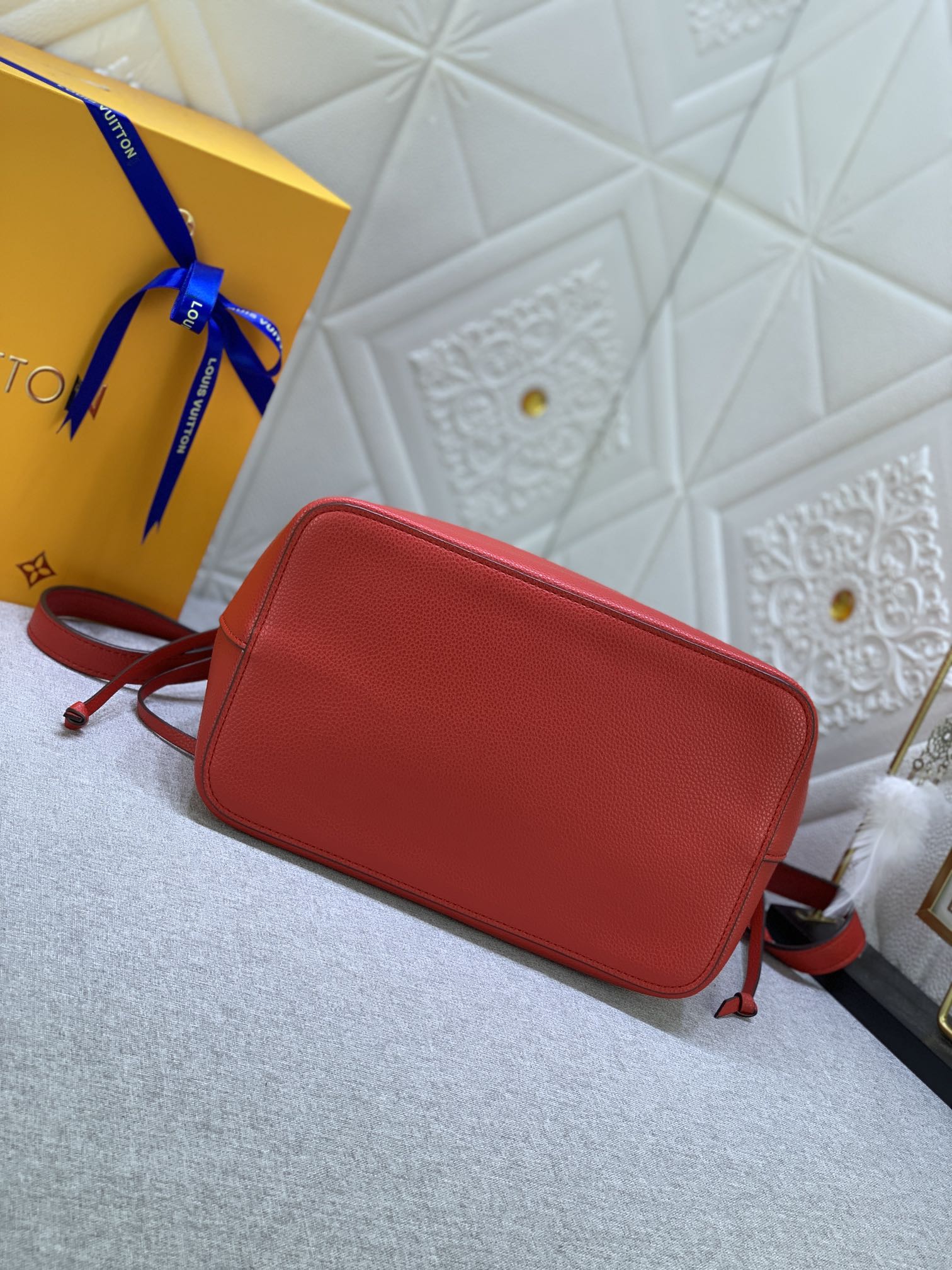 Louis Vuitton M54677 (4) 25-27-15cm