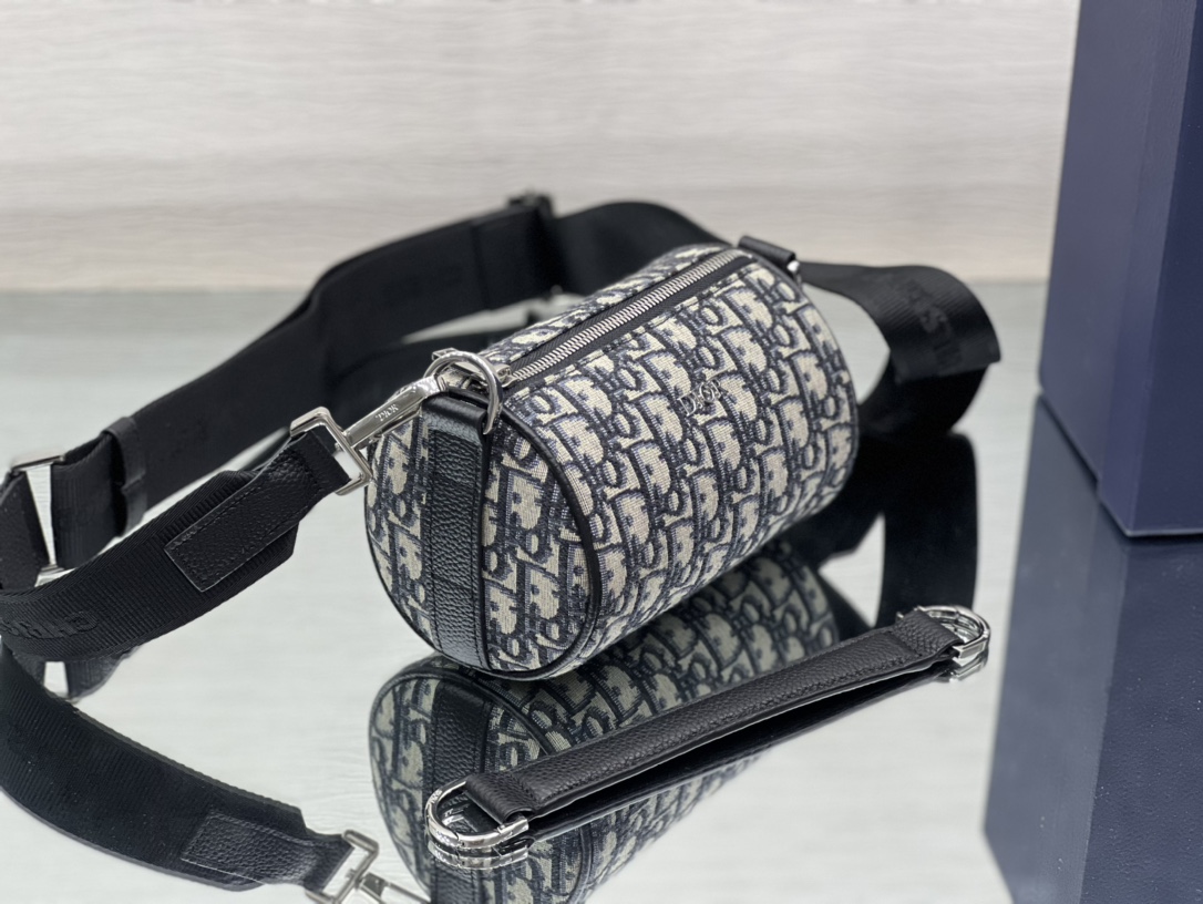 Dior Roller 23795 17x 11.5x 11.5cm