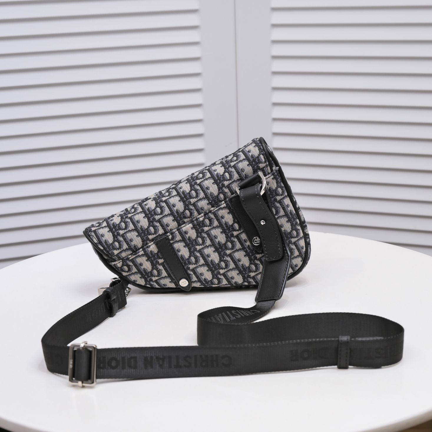 Dior Saddle 9915-2 (2) 21x16x3cm